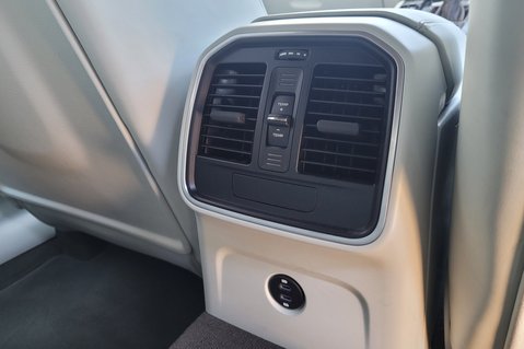 Porsche Macan PDK 48