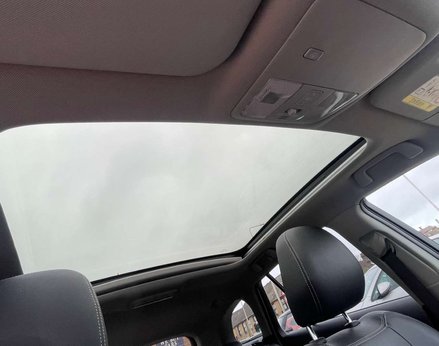 Toyota Avensis 1.8 Avensis Excel Valvematic CVT 5dr 58