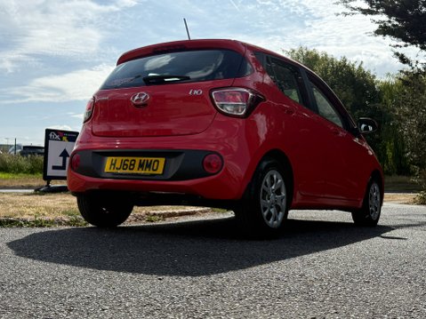 Hyundai i10 SE *ONLY 8,365 MILES* 38