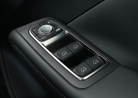 MG MG4 EV URBAN PREMIUM LONG RANGE 17