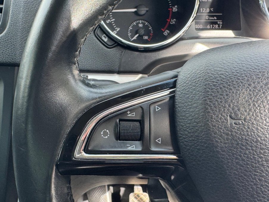 2016 Skoda Yeti — image 22