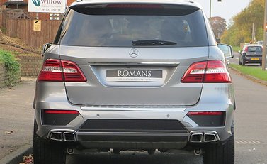 Mercedes-Benz M Class AMG 5