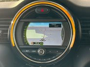 Mini Hatch Cooper S 2.0 Chili / Media + SAT NAV + LEATHER + HEATED SEATS 12