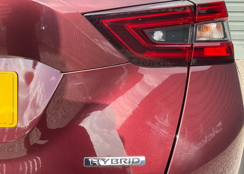 Nissan Juke TEKNA PLUS 19