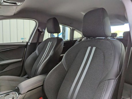 BMW 2 Series 1.5 218I Sport 4dr 58