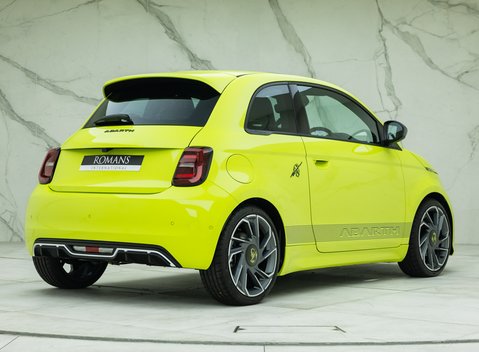 Abarth 500e Scorpionissima 3