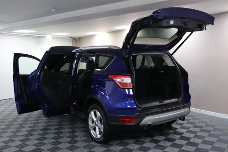 Ford Kuga ST-LINE X 21