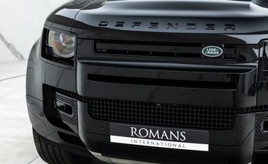 Land Rover Defender 110 V8 29