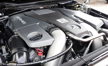 Mercedes-Benz G Series AMG Brabus 18