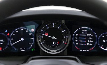 Porsche 911 Carrera S (992) 16