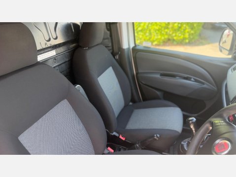 Fiat Doblo 1.3 JTD MultiJet 16v L1 H1 4dr 11