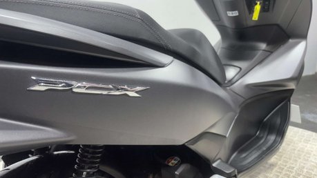 Honda PCX 2015 WW ONLY 7K ARROW EXHAUST NEW MOT VERY CLEAN 125CC SCOOTER 37