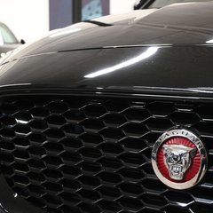 Jaguar E-Pace 2.0 E-Pace R-Dynamic S AWD Auto 4WD 5dr 1