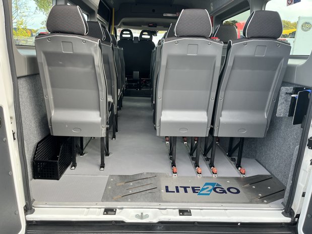 Peugeot Boxer PEUGEOT BOXER 440 L4H2 BLUE 17 SEATER MINIBUS 32