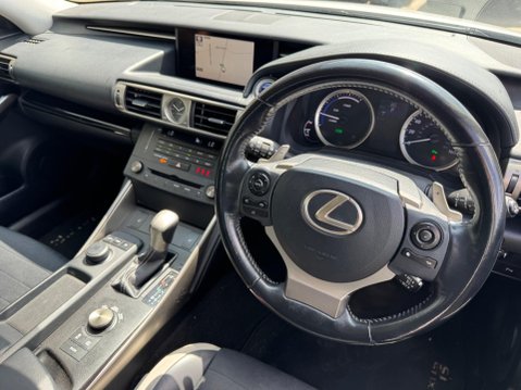 Lexus Is 2.5 300h Sport E-CVT Euro 6 (s/s) 4dr 2