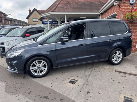 Ford Galaxy TITANIUM ECOBLUE 5
