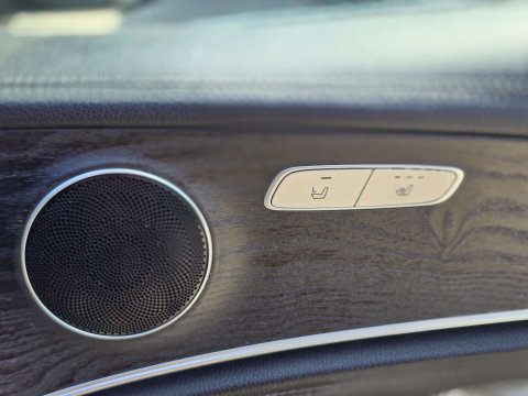 2017 Mercedes-Benz E-Class thumbnail 21