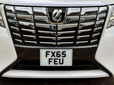 Toyota Alphard 3.5 V6 EXECUTIVE LOUNGE 7 SEAT 37