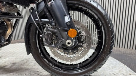 Suzuki V-Strom XT 2022 ONLY 2K FULL LUGGAGE STUNNING ADVENTURE BIKE 33