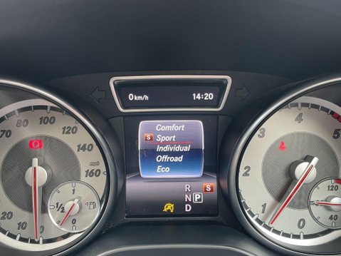 Mercedes-Benz GLA 2.1 GLA220d AMG Line (Premium Plus) 7G-DCT 4MATIC Euro 6 (s/s) 5dr 30