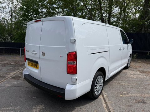 Vauxhall Vivaro L2H1 F2900 PRO S/S 9