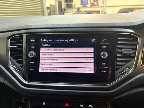 Volkswagen T-Roc 1.5 TSI EVO SE Euro 6 (s/s) 5dr 27