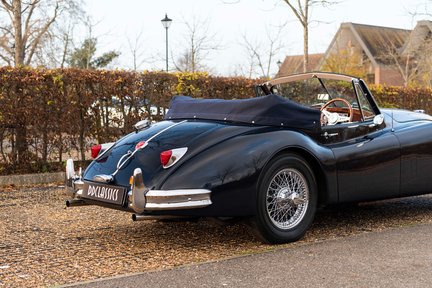 Jaguar XK 140 Drop-Head Coupe 22