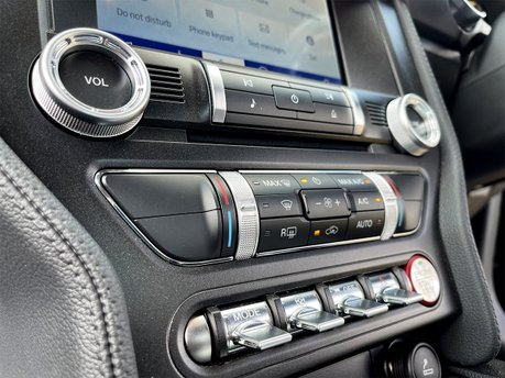 Ford Mustang BULLITT 55