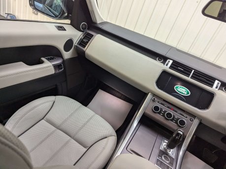 Land Rover Range Rover Sport 3.0 Range Rover Sport HSE SDV6 Auto 4WD 5dr 69