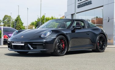 Porsche 911 Targa 4 GTS (992) 4