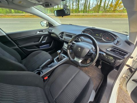 Peugeot 308 BLUEHDI S/S ACCESS 9