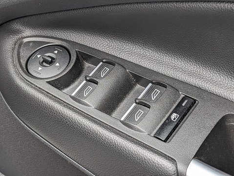 Ford Kuga TITANIUM TDCI 24