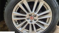 Jaguar F-Pace 2.0 D180 Portfolio SUV 5dr Diesel Auto AWD Euro 6 (s/s) (180 ps) 4