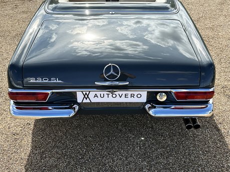 Mercedes-Benz SL Series 230 SL 28