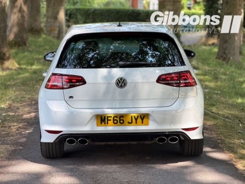 Volkswagen Golf 2.0 Golf R DSG 4WD 5dr 12