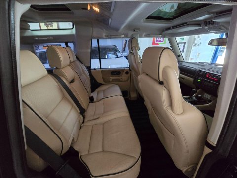 Land Rover Discovery 2.5 TD5 ES Premium Station Wagon 5dr Diesel Automatic (7 Seats) (284 g/km, 21