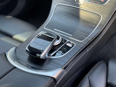 Mercedes-Benz C Class 2.1 C220d AMG Line (Premium Plus) Estate 5dr Diesel 7G-Tronic+ Euro 6 (s/s) 31