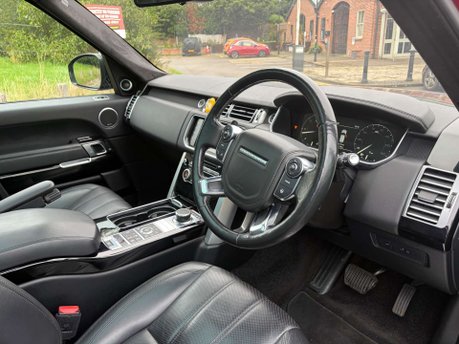 Land Rover Range Rover 3.0 Range Rover Vogue TDV6 Auto 4WD 5dr 14