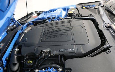 Jaguar F-Type V6 R-Dynamic - Pan Roof, Exhaust and Great History 30