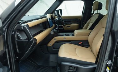 Land Rover Defender 110 X D350 19