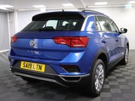 Volkswagen T-Roc SE TDI 11