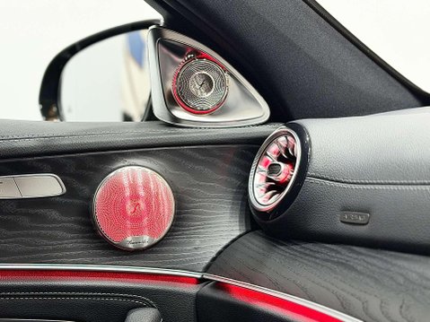 Mercedes-Benz E Class 2.0 E300de 13.5kWh AMG Line Saloon 4dr Diesel Plug-in Hybrid G-Tronic+ Euro 33