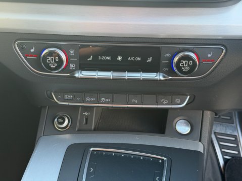 Audi Q5 TDI QUATTRO S LINE 25
