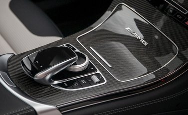 Mercedes-Benz GLC 63 4Matic 21