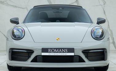 Porsche 911 Carrera T (992) 4