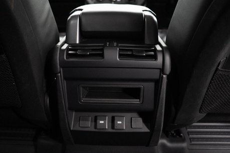 Land Rover Defender 2.0 P400e 15.4kWh X-Dynamic HSE SUV 5dr Petrol Plug-in Hybrid Auto 4WD Euro 28