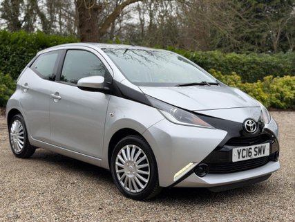 Toyota Aygo 1.0 VVT-i x-play Euro 6 5dr