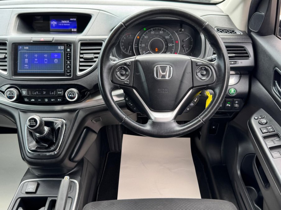 2016 Honda CR-V — image 2