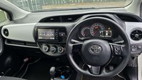 Toyota Yaris 1.33 Dual VVT-i Design Hatchback 5dr Petrol Multidrive S Euro 6 (99 ps) 19