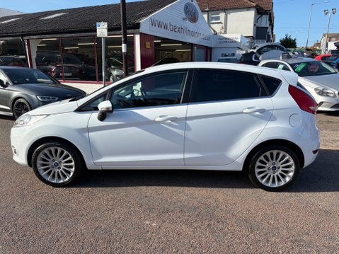 Ford Fiesta 1.4 TITANIUM AUTOMATIC 9